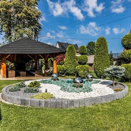 Tatrzanski Dworek ביאלי דונאייק