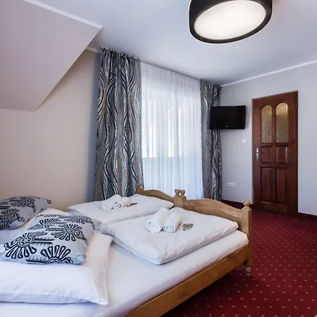 Tatrzanski Dworek Alojamento de Acomodação e Pequeno-almoço 3*