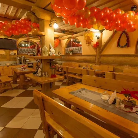 Tatrzanski Dworek Bed & Breakfast