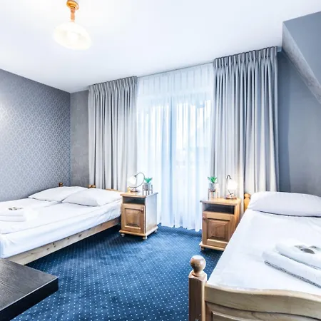 Bed & Breakfast Tatrzanski Dworek 3*